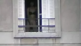 Люди роблять маму і  ...