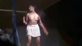 Жінки в секс з молод ...