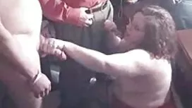 Дафалка порно відео  ...
