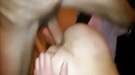 Він гарні дівчата по ...
